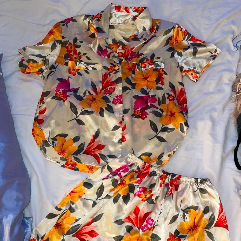 Victoria’s Secret Satin Sleep Set